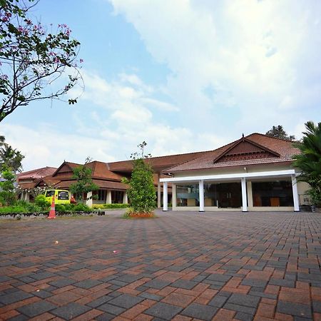 Hotel Clay House Thrissur Esterno foto