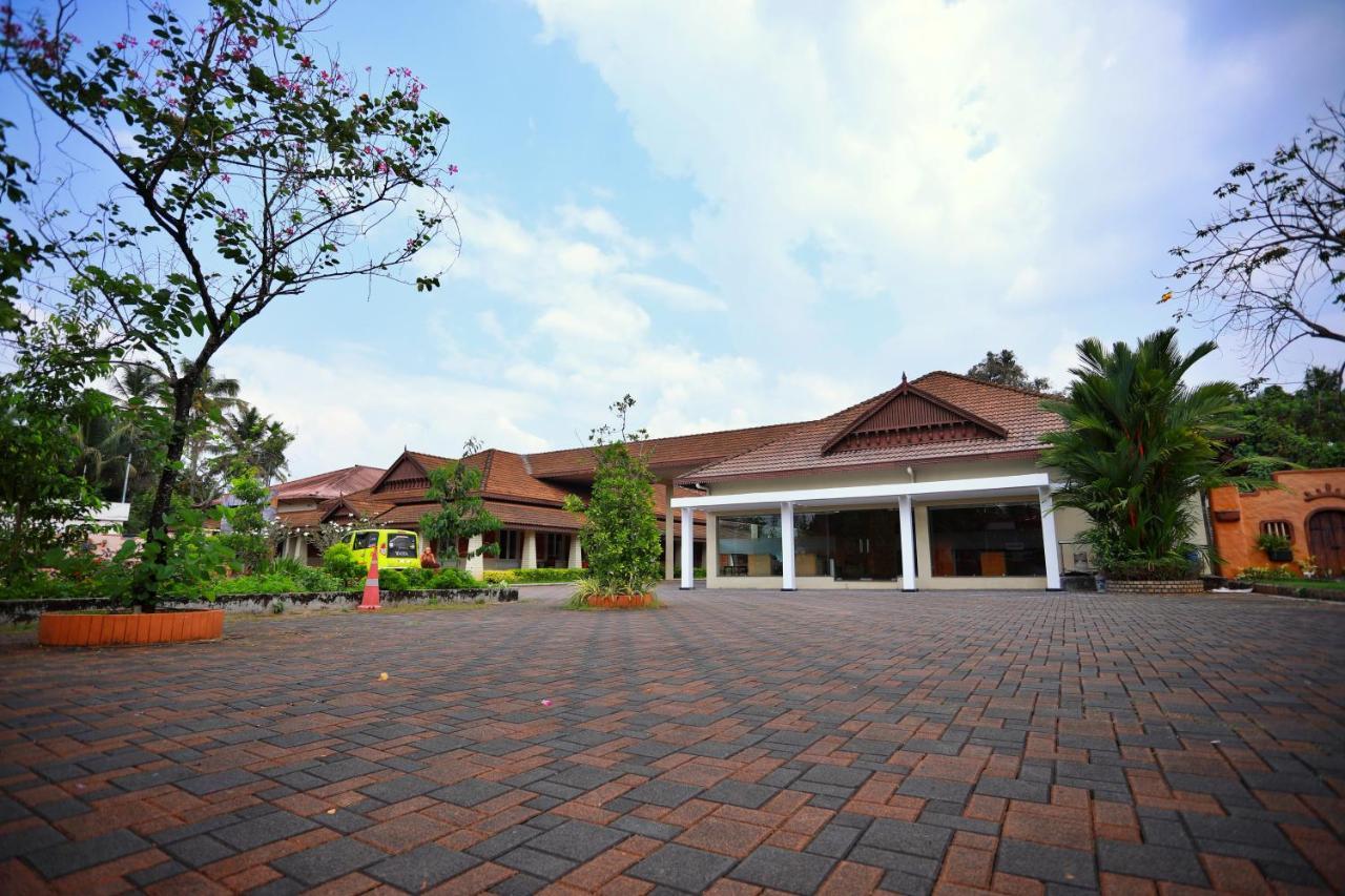 Hotel Clay House Thrissur Esterno foto